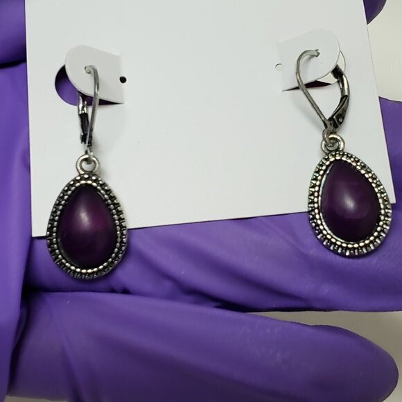 Women's Silver tone Dainty Design Purple Stone 1.25-inch Leverback Drop Earrings - Picture 4 of 6